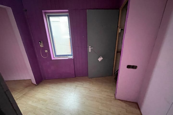 Photo 2 of Vestdijkstraat 3-A