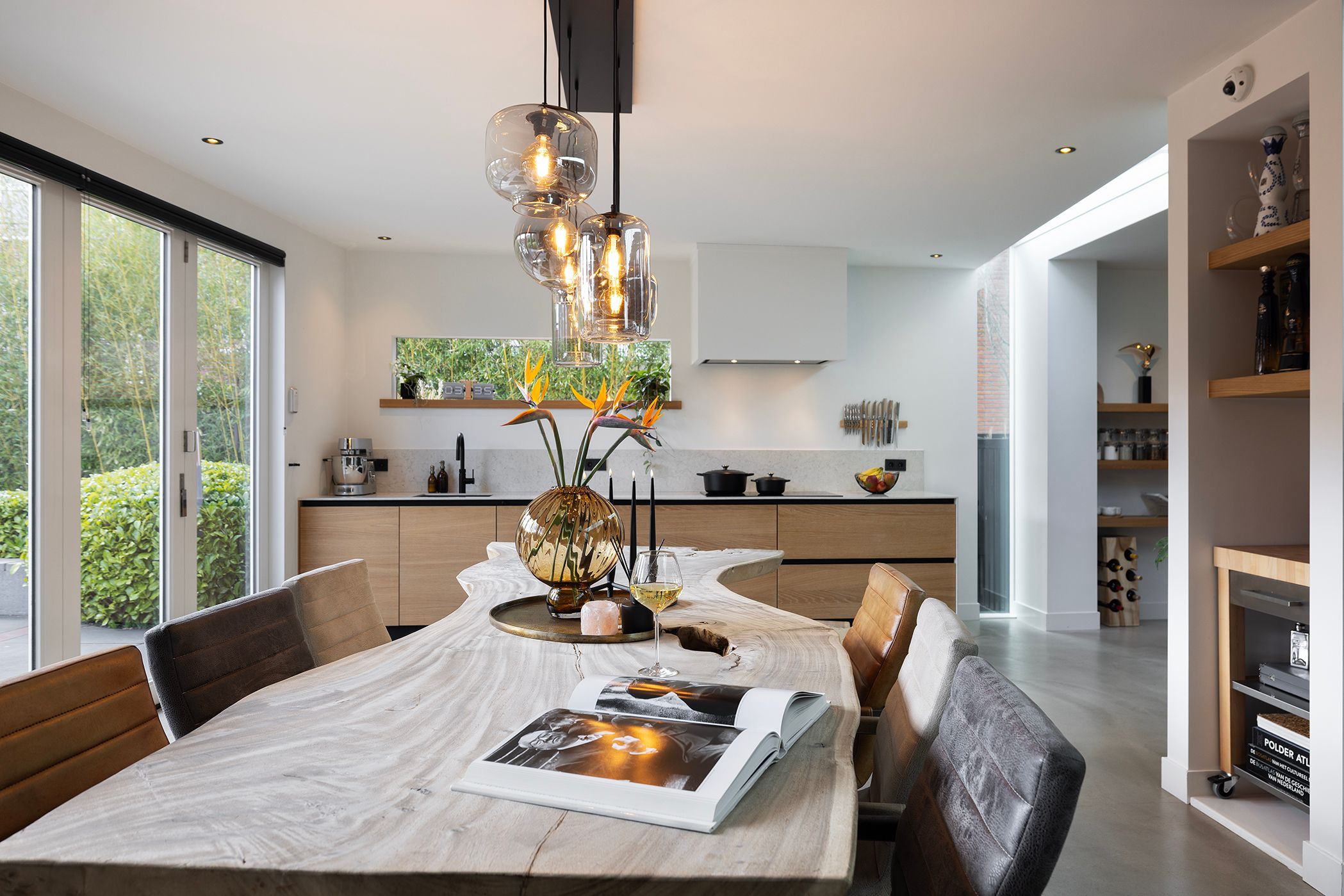 Foto 12 van Hogeweg 75