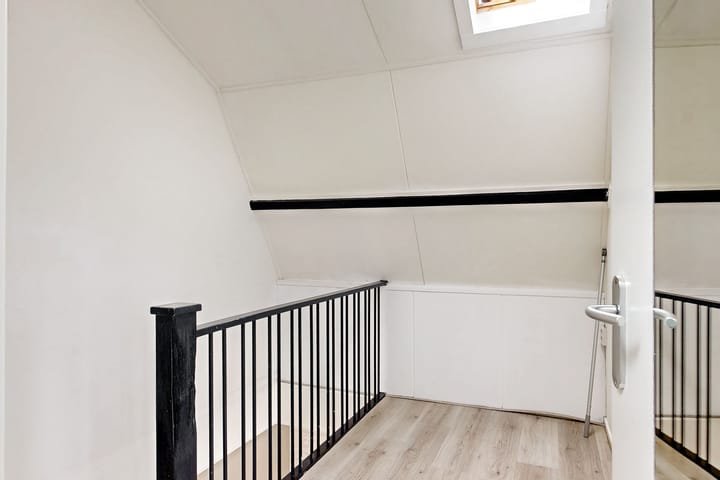 Foto 10 van Achterstraat 10-B