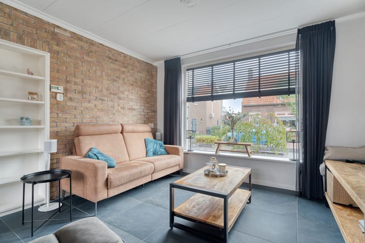 Foto 2 van Julianastraat 9