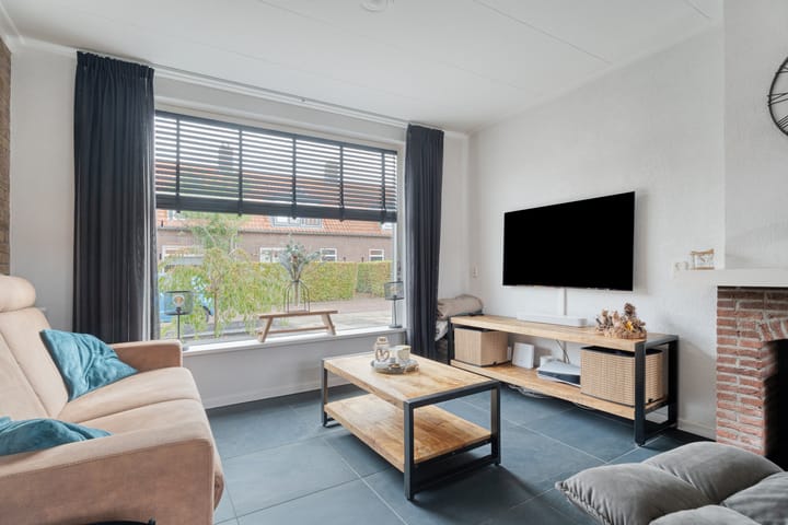 Foto 8 van Julianastraat 9