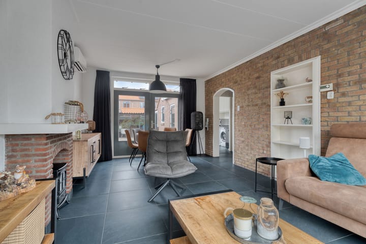 Foto 10 van Julianastraat 9