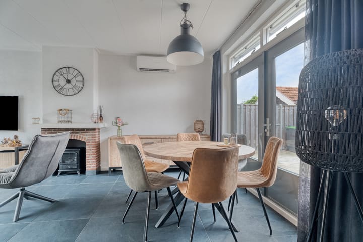 Foto 14 van Julianastraat 9