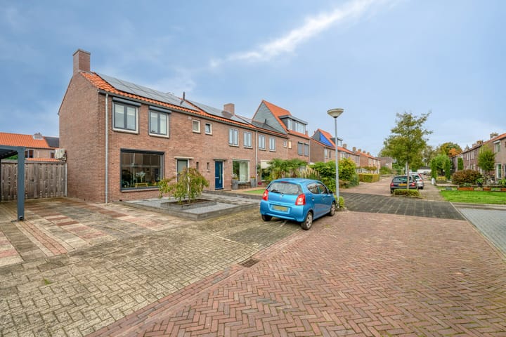 Foto 36 van Julianastraat 9