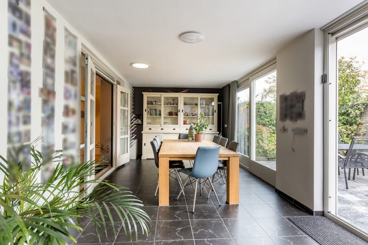 Photo 4 of Mincerstraat 47