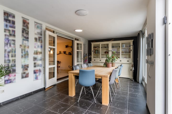 Photo 10 of Mincerstraat 47