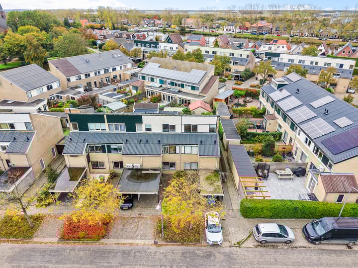 Photo 27 of Julianastraat 49