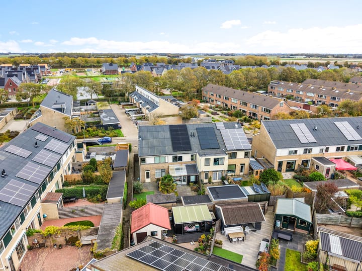 Photo 28 of Julianastraat 49