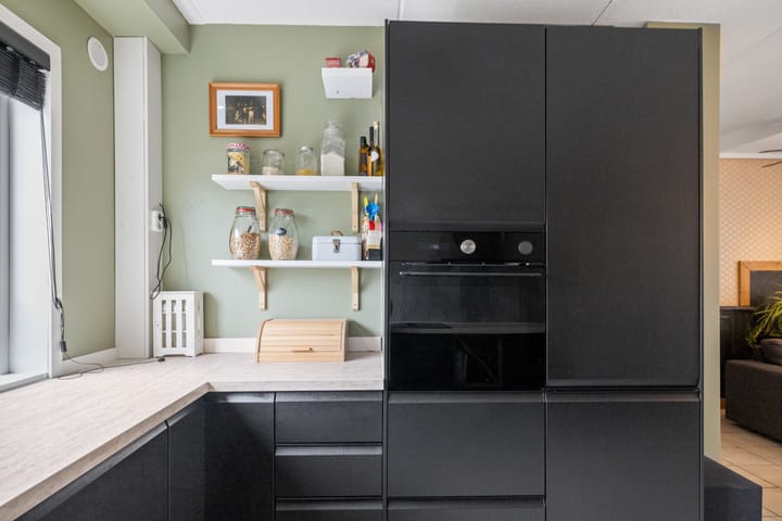 Photo 10 of Julianastraat 49