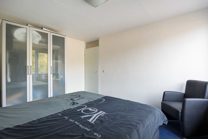 Foto 21 van Entinge 32