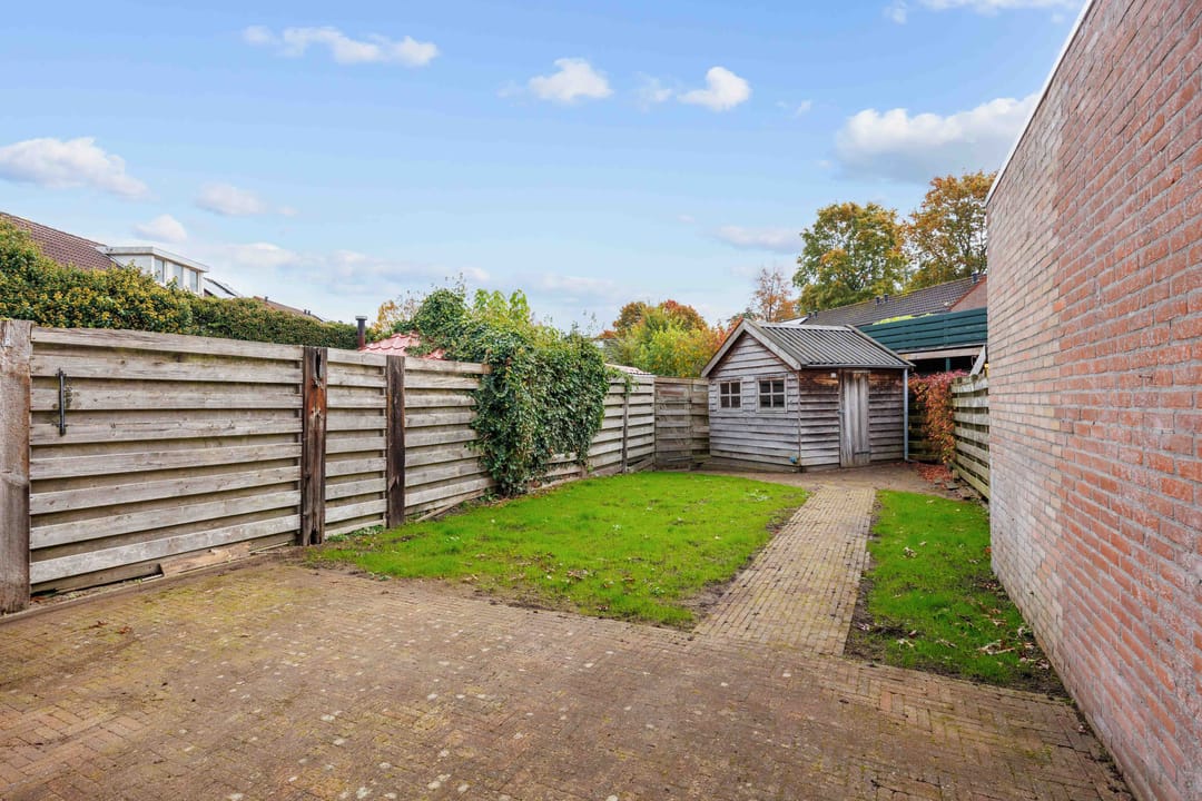 Foto 28 van Entinge 32