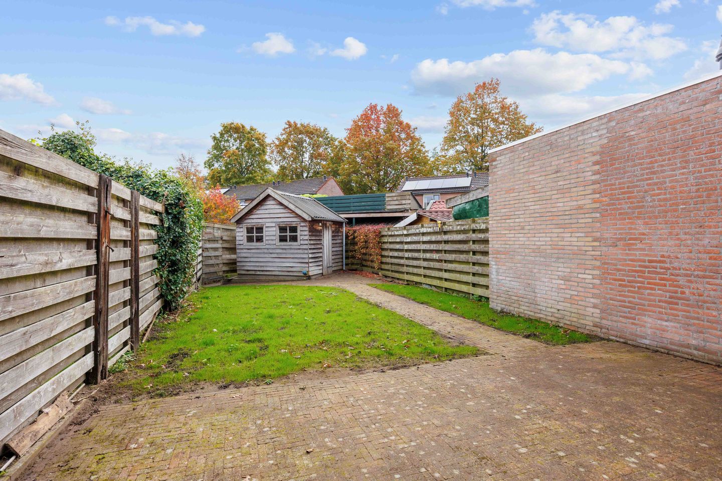 Foto 29 van Entinge 32