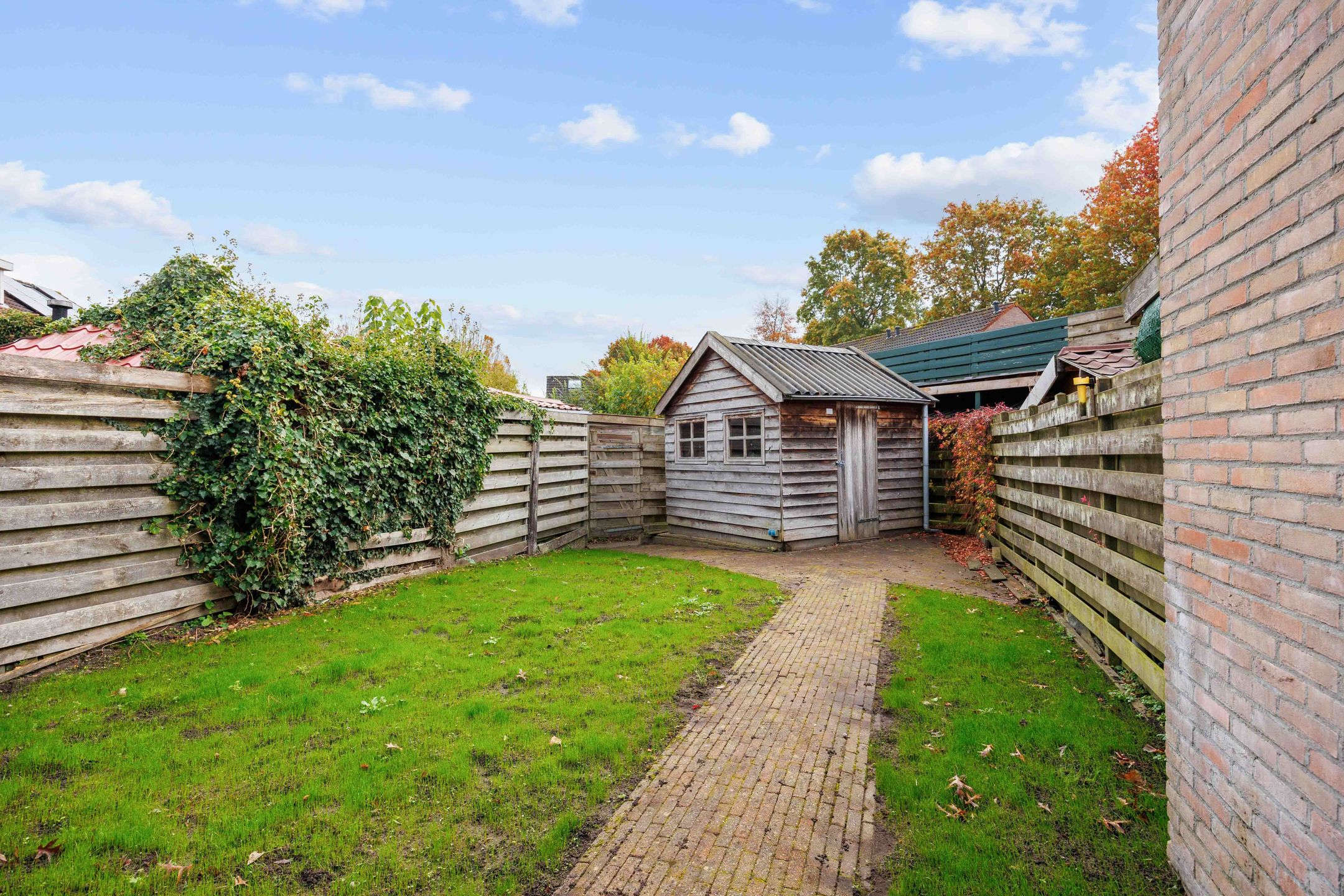 Foto 30 van Entinge 32