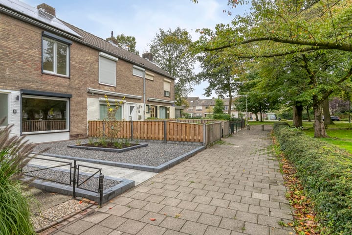 Foto 33 van James Ensorlaan 5