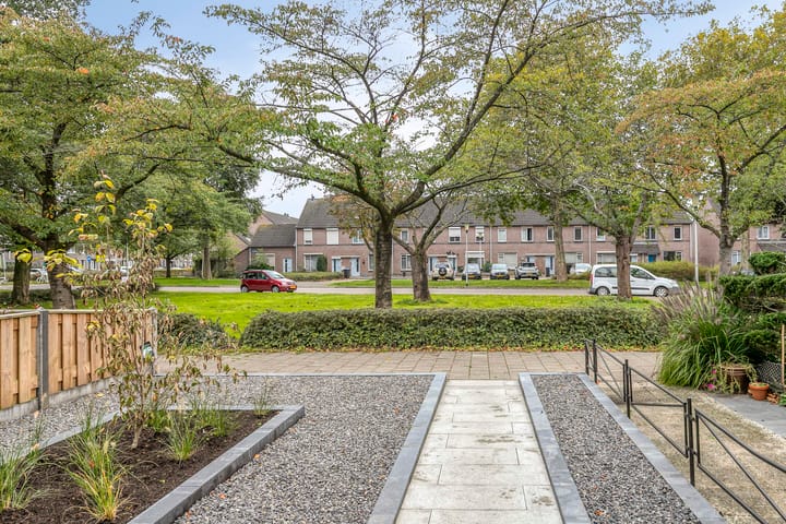 Foto 34 van James Ensorlaan 5