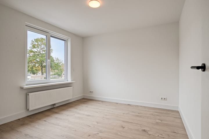 Foto 19 van James Ensorlaan 5