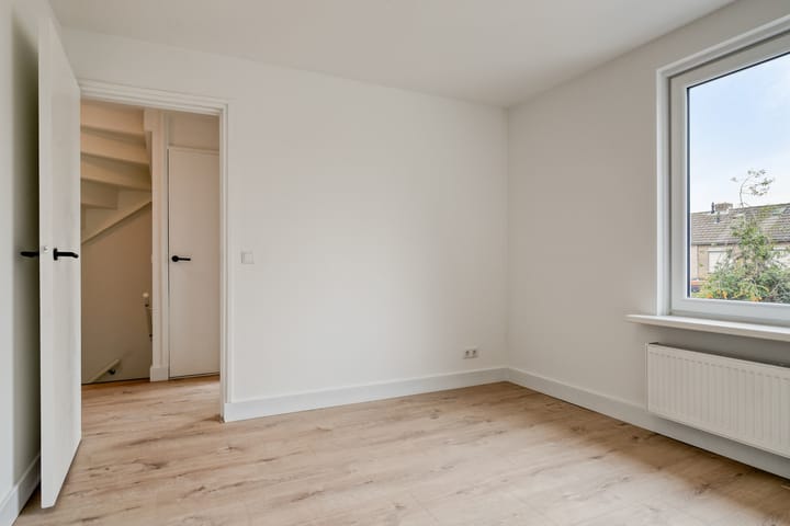 Foto 20 van James Ensorlaan 5