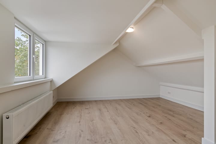 Foto 25 van James Ensorlaan 5