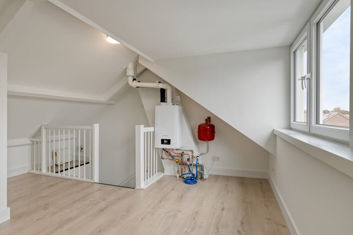 Foto 26 van James Ensorlaan 5