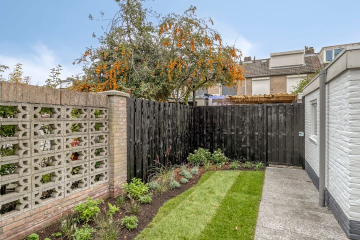 Foto 31 van James Ensorlaan 5