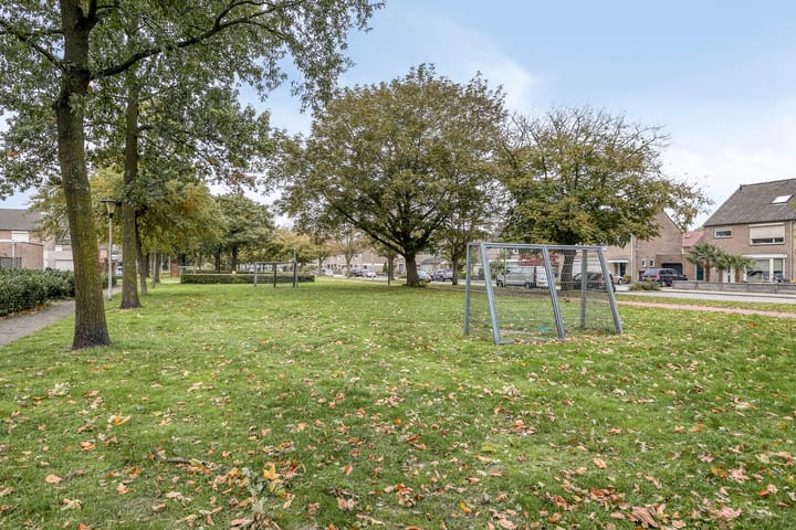 Foto 40 van James Ensorlaan 5