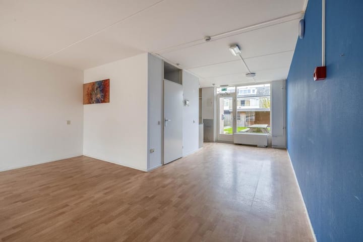 Photo 12 of Bovensim 28