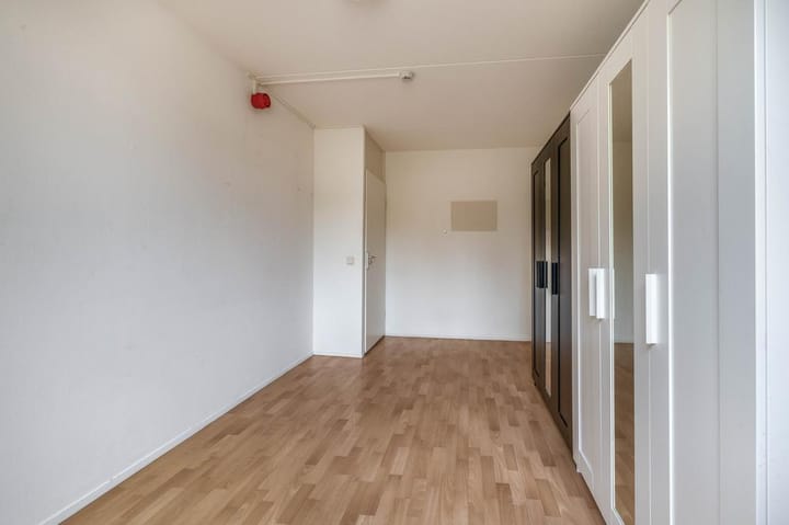 Photo 24 of Bovensim 28