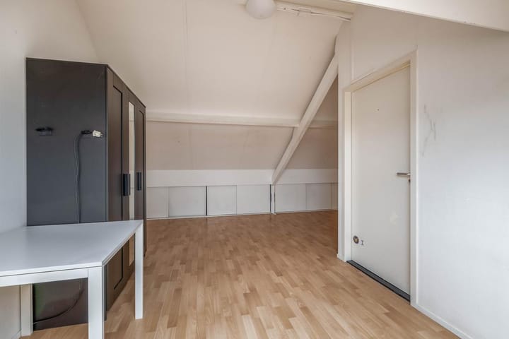 Photo 32 of Bovensim 28