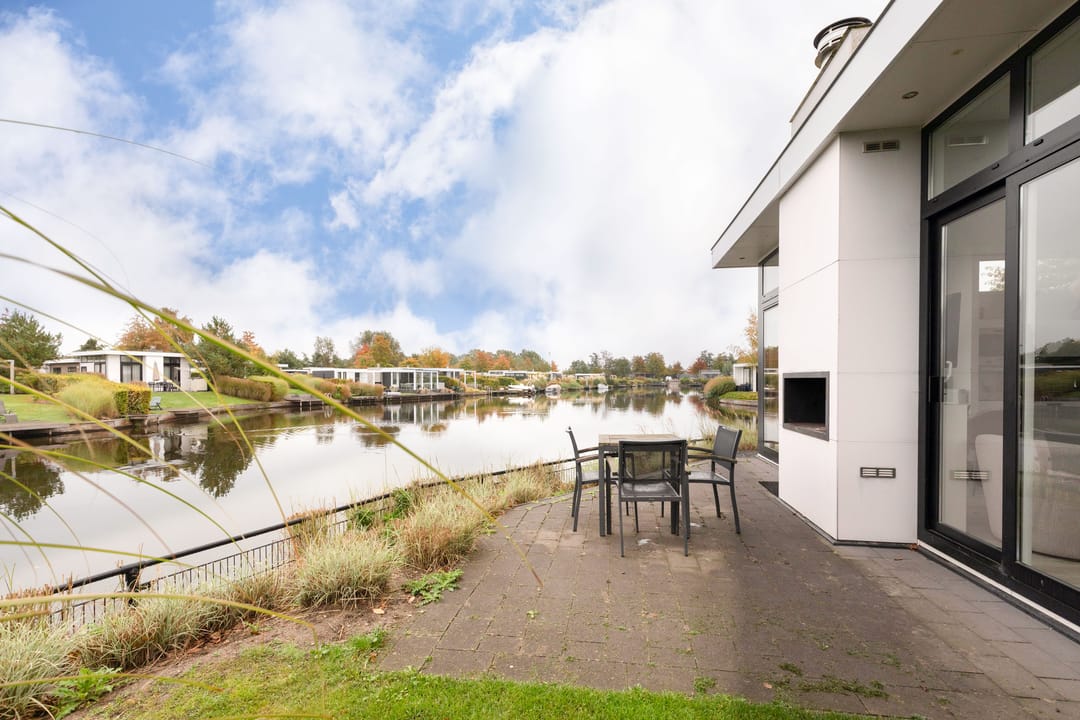 Foto 2 van Randmeerweg 8-0210