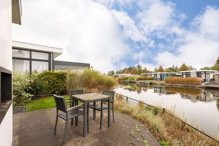 Foto 3 van Randmeerweg 8-0210