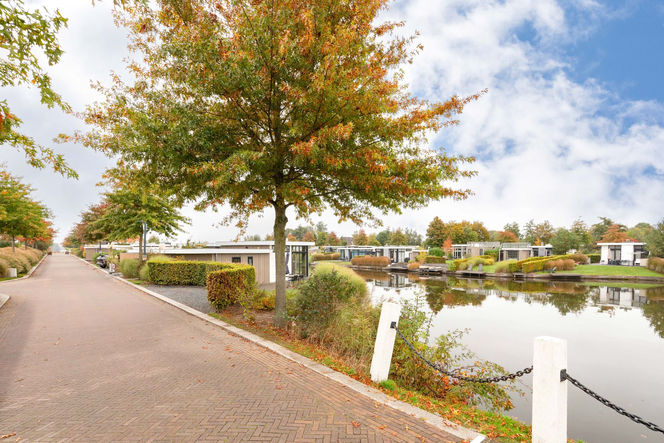 Foto 21 van Randmeerweg 8-0210