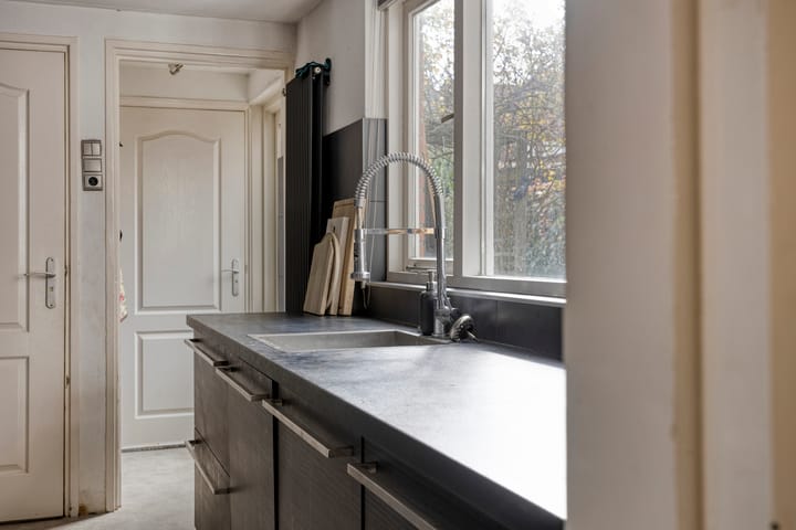 Photo 9 of Esdoornstraat 9