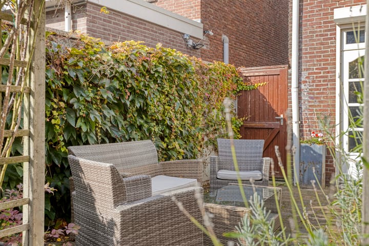 Photo 25 of Esdoornstraat 9