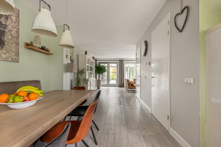 Foto 16 van Montreallaan 56-A