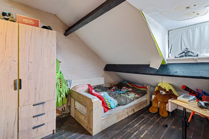 Photo 24 of Bunderstraat 250