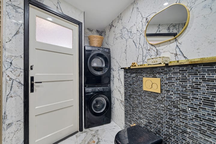 Photo 27 of Bunderstraat 250