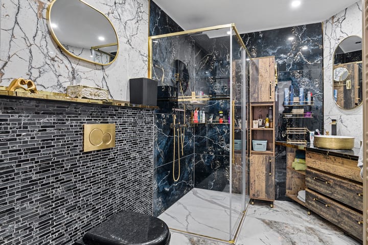 Photo 28 of Bunderstraat 250