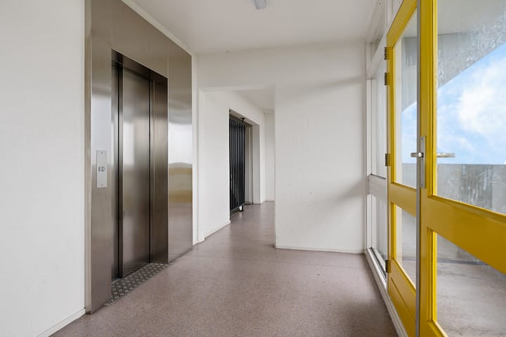 Foto 8 van Tjaarda 400