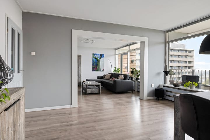 Foto 15 van Tjaarda 400