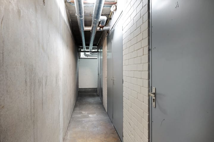 Foto 34 van Tjaarda 400