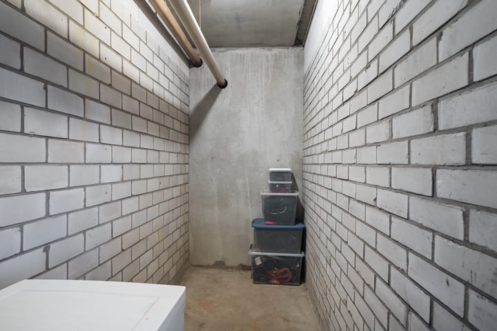 Foto 35 van Tjaarda 400