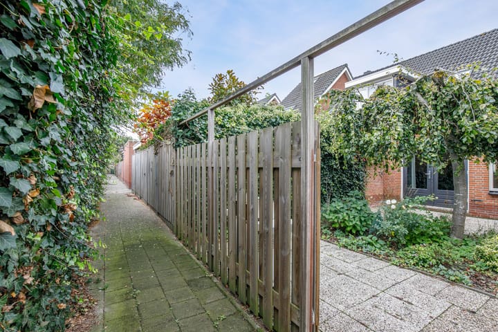 Foto 32 van Poorthuisstraat 16