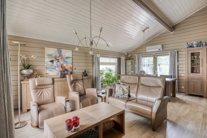 Foto 8 van Oude Thornerweg 12-B