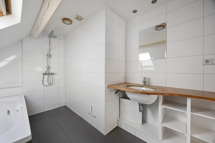 Photo 24 of St. Peterlaan 12