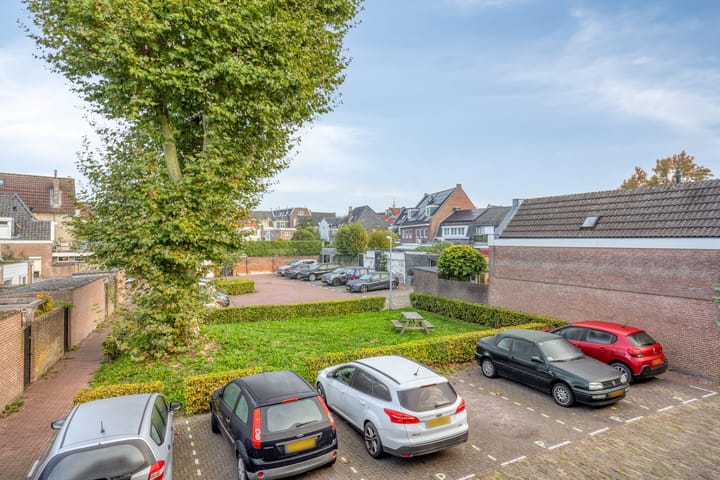 Foto 40 van Regulierstraat 2