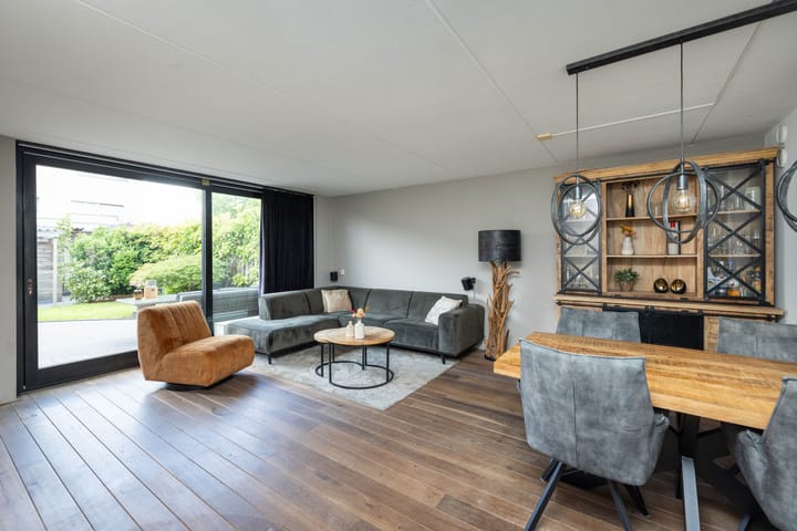 Foto 3 van Waregemstraat 4