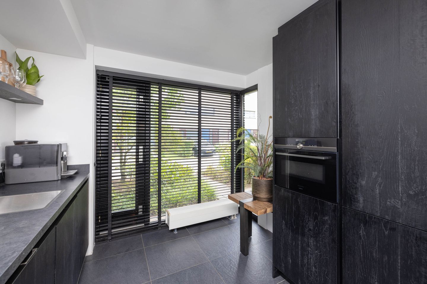 Foto 10 van Waregemstraat 4