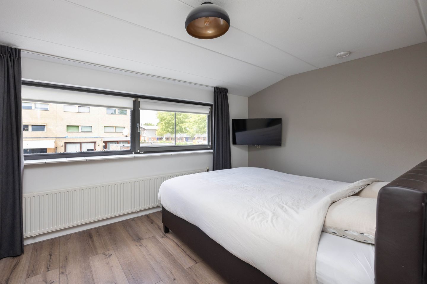 Foto 14 van Waregemstraat 4