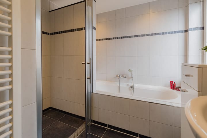 Foto 38 van Evertsenstraat 3