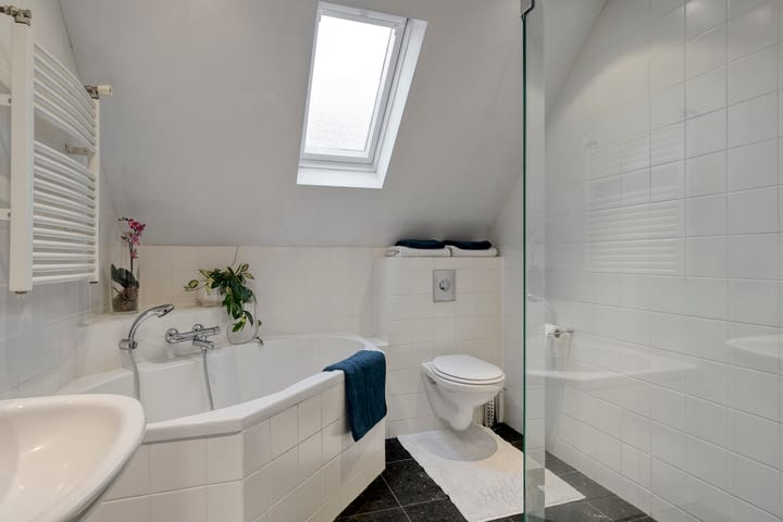 Foto 27 van Smaragd 42